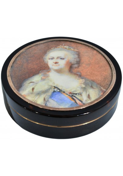 Табакерка со съёмной крышкой с портретом Екатерины II. Тип Лампи И.Б. (старшего)